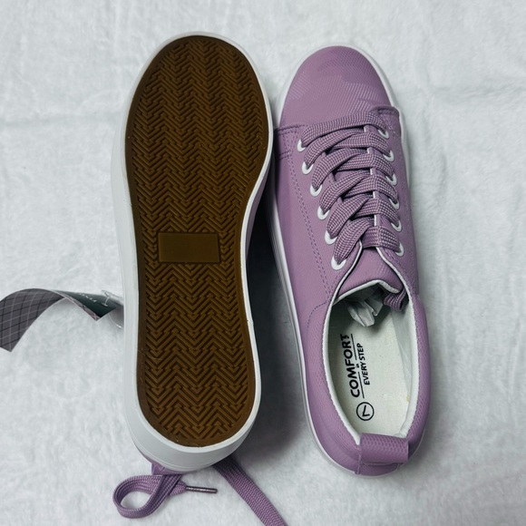 *NWT* Womens Sz 7 light purple platform shoes - Picture 5 of 6